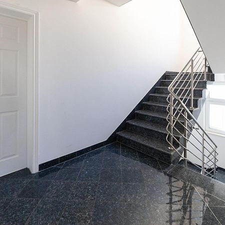 Apartment Domo Макарска Экстерьер фото